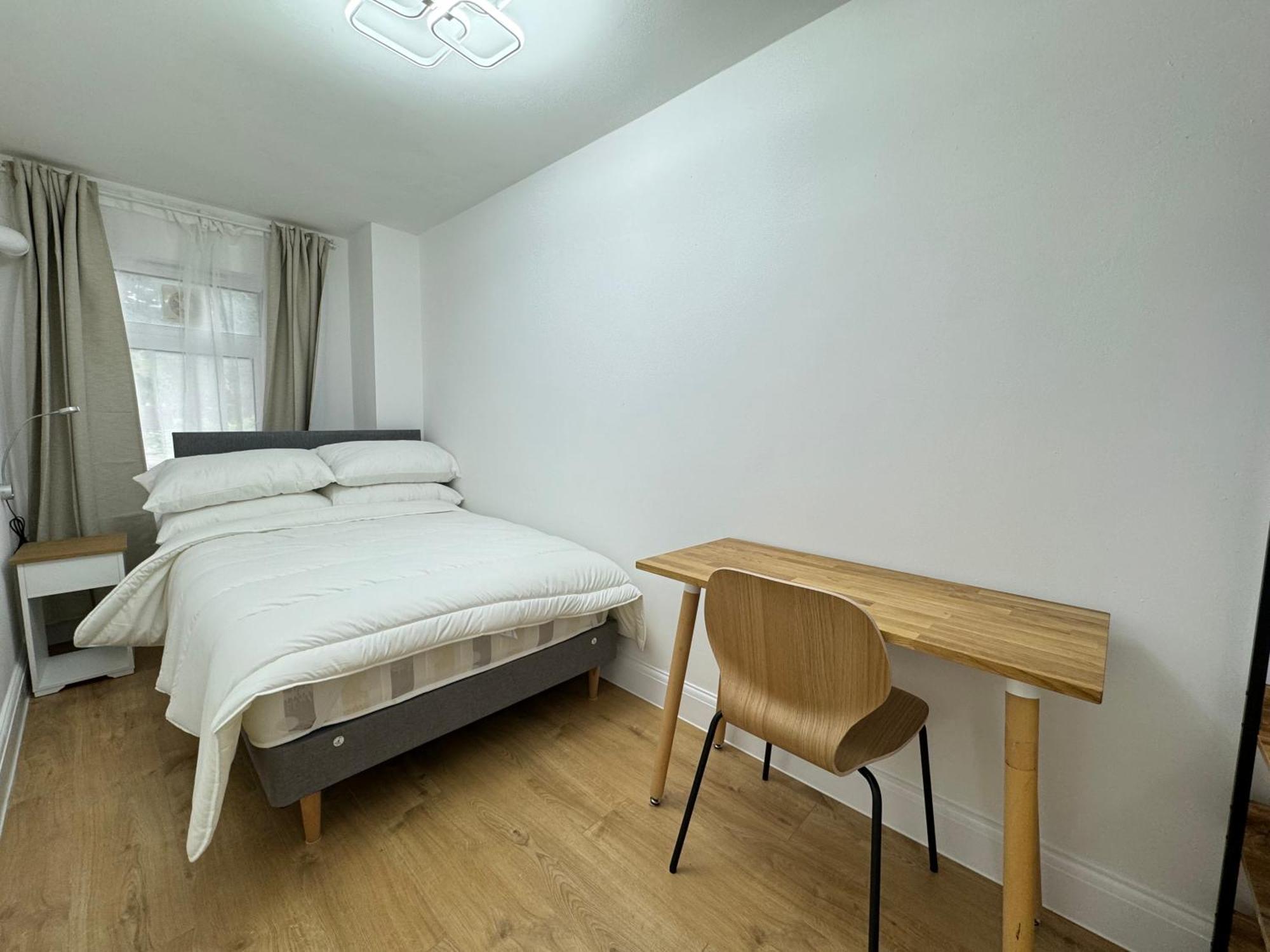 Newly Refurbished 2bd Flat Close To Excel * London