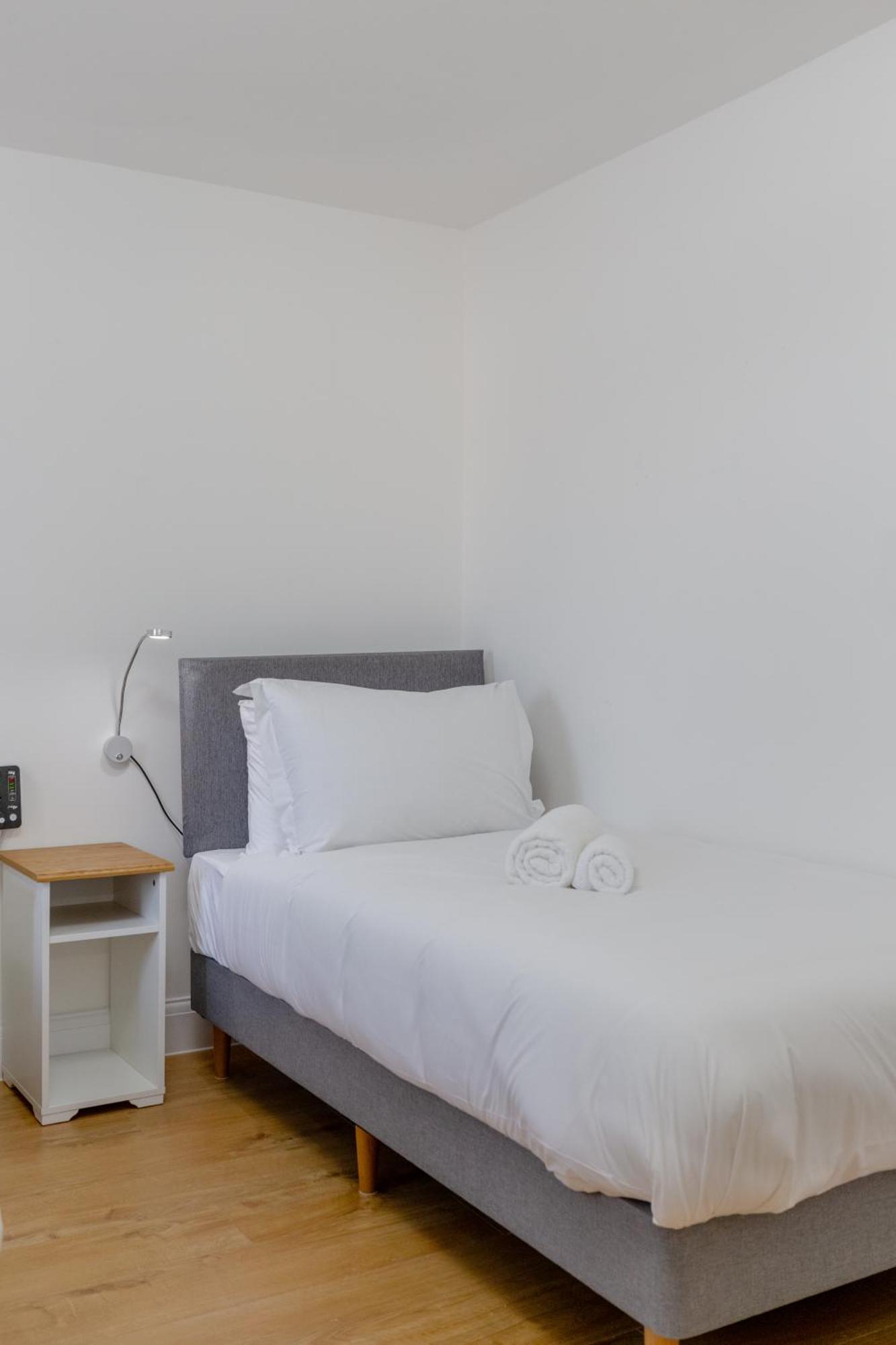 Newly Refurbished 2bd Flat Close To Excel Appartamento